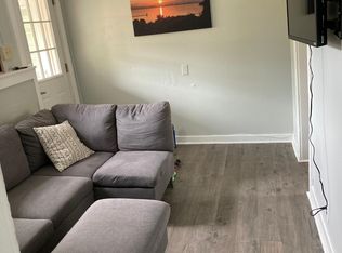 101 Park St #E, Burlington, VT 05401