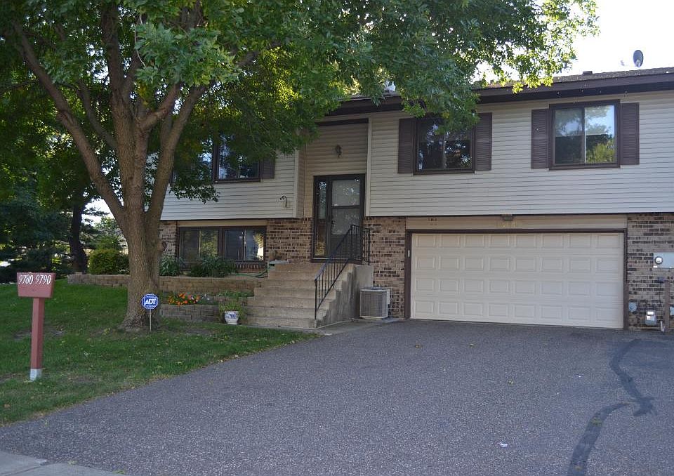 1st image of 9780 Clover Leaf Pkwy NE