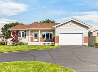 310 Vanier St, Dieppe, NB E1A 5N2