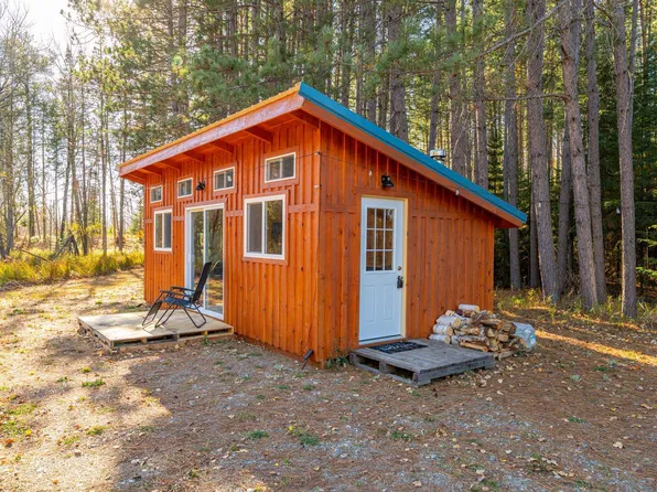 5150 Wahlsten Rd, Embarrass, MN 55732
