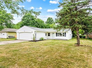38682 Chestnut Ridge Rd, Elyria, OH 44035