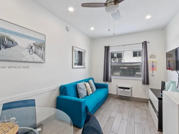 335 Ocean Dr APT 122, Miami Beach, FL 33139