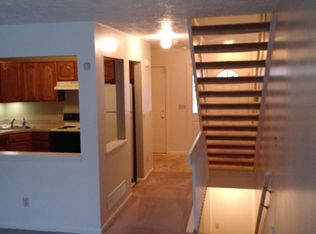 881 Overlook Ridge Dr #C, Cleveland, OH 44109