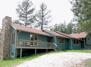 11964 Meadowlark Ln, Custer, SD 57730