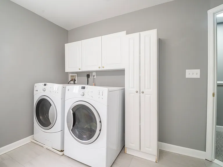 1509 McHenry St — Photo 17