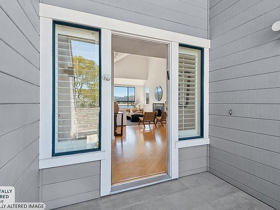 3rd image of 6047 Shelter Bay Ave