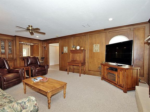 Here's another perspective that shows the vast space the Den offers.