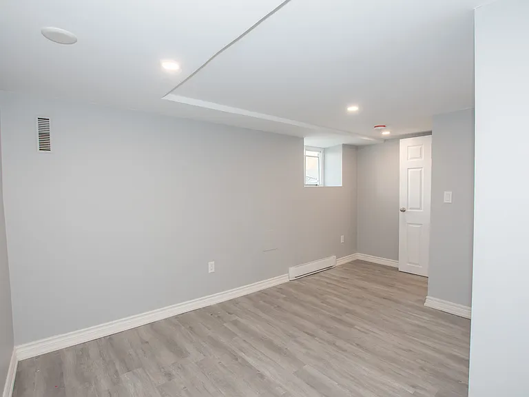 170 Southworth St N — Photo 14