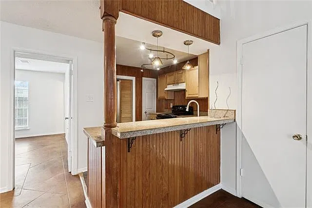 3 bed, 2.0 bath, 1213 sqft, $1,600 — Photo 4