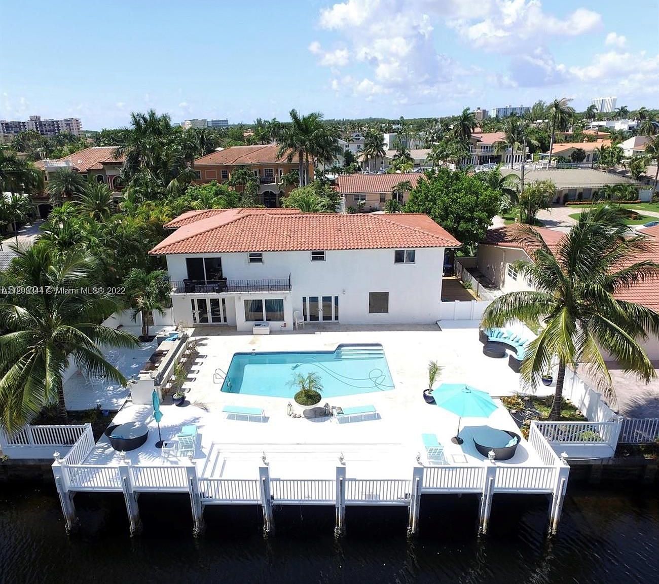 3341 NE 170th St, North Miami Beach, FL 33160 Zillow