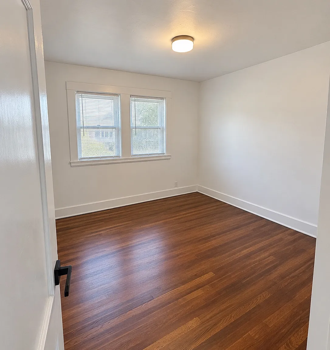 2 bed, 850 sqft, $1,800 — Photo 4