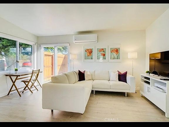 Living Rm leading to sliding door patio.