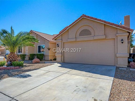 3rd image of 8021 Pearlbush Ct