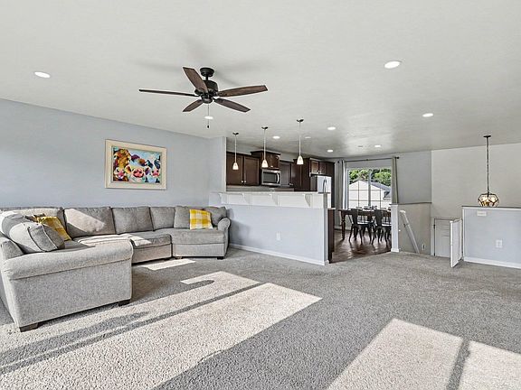 3rd image of 20260 Kiefer Way