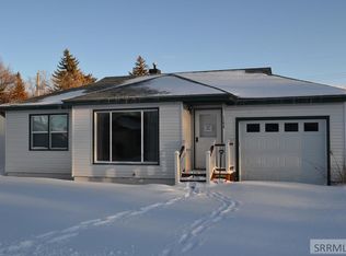 1154 Sunset Ave, Blackfoot, ID 83221