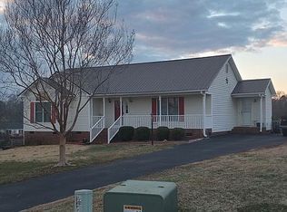 254 Rigs Dr, Boiling Springs, SC 29316