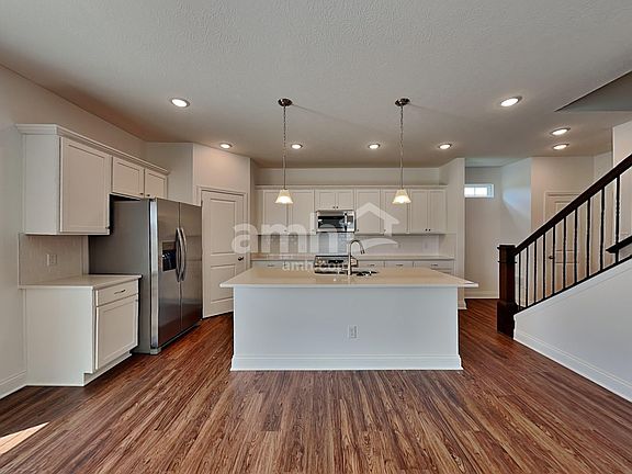 3rd image of 8376 Northpoint Dr