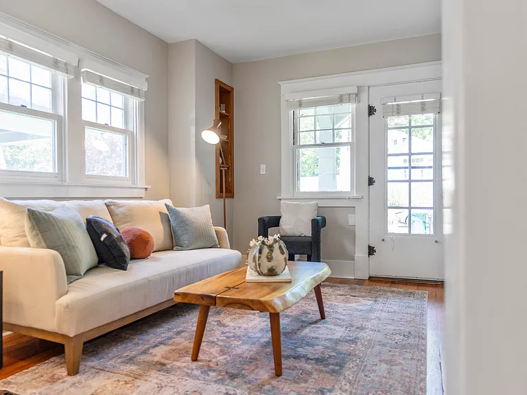 3669 Stettinius Ave — Photo 9