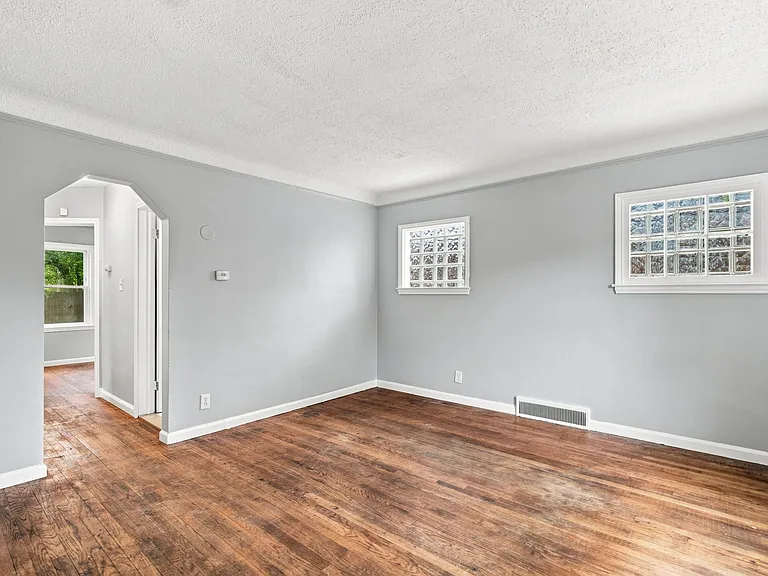 11034 Craft St — Photo 8