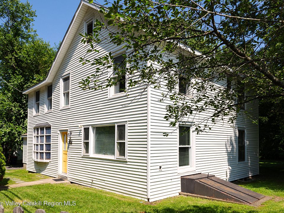 1st image of 420 Rhinecliff Road