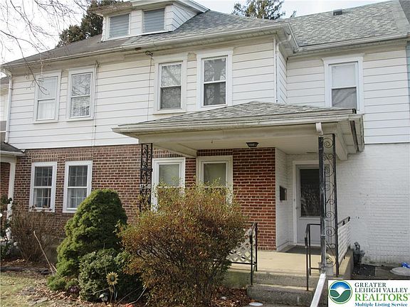 4th image of 754 E Washington Ave