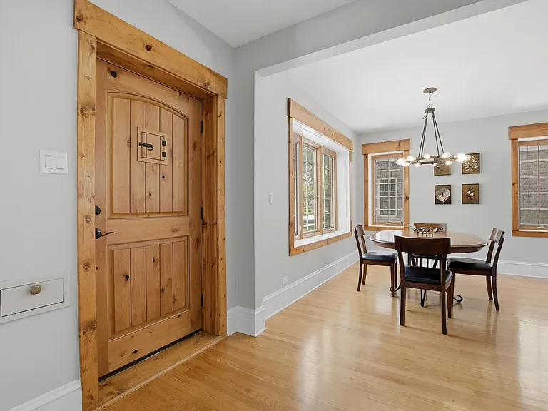 822 S Chester Ave — Photo 7