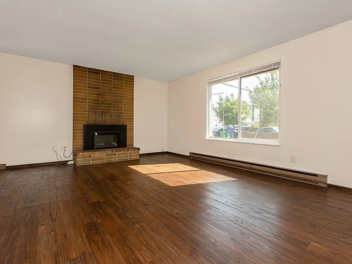 6036 NE Glisan St — Photo 4