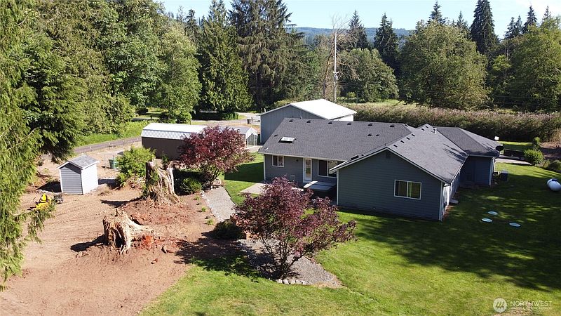 3rd image of 16617 Jim Creek Road