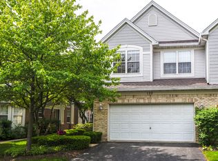 122 Bay Dr, Itasca, IL 60143