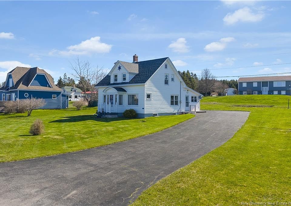 1st image of 243 Maces Bay Rd