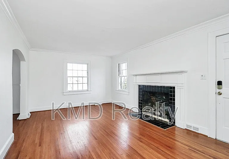 1400 Matheson Ave — Photo 2