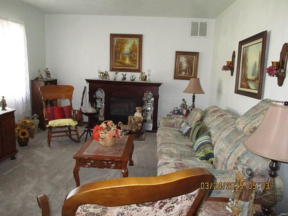 2nd image of 608 N Maine St