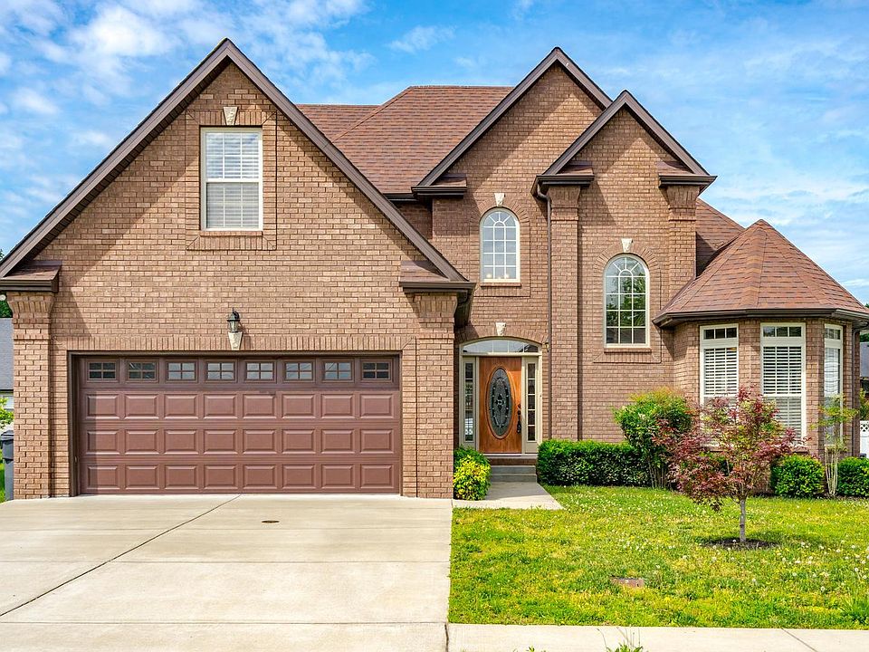 1st image of 688 Richards Dr