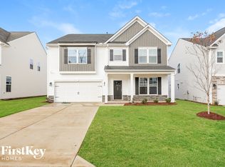561 Hillpark Ln, Greer, SC 29651