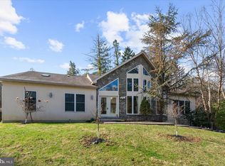 302 N Tulpehocken Rd, Reading, PA 19601