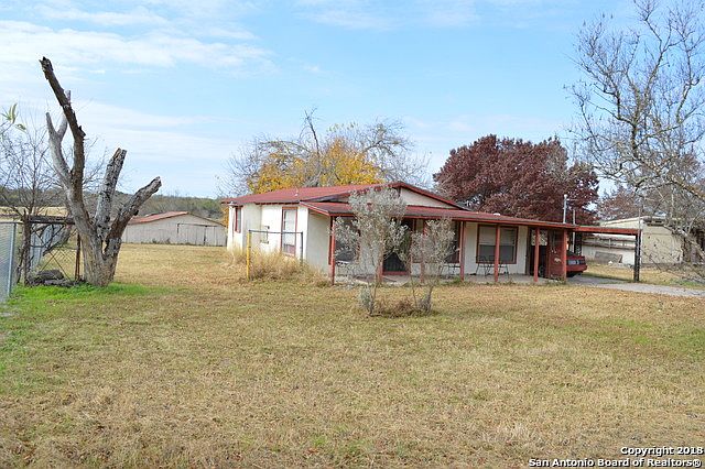 1st image of 18661 Fm 471 S