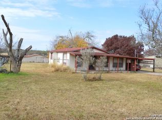 18661 Fm 471 S, Natalia, TX 78059