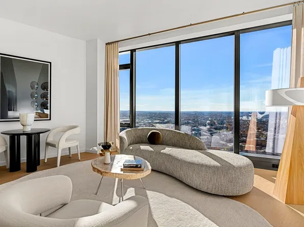 682 Atlantic Ave #40B, Boston, MA 02111