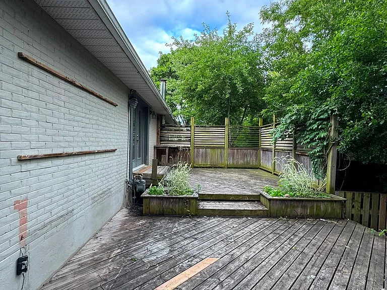 1175 Pinegrove Rd #UPPER — Photo 18