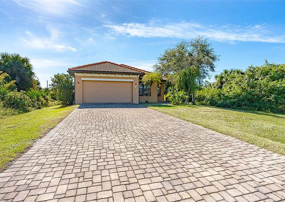 431 Albatross Rd