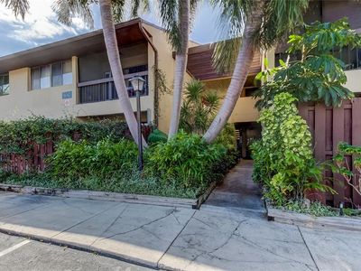 890 N Village Dr #105, Saint Petersburg, FL, 33716