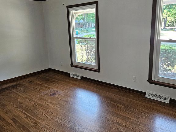5th image of 35241 Caryn St