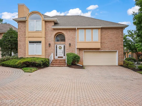 54 Torrey Pines Court, Holmdel, NJ 07733