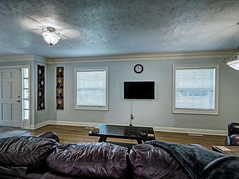 731 Reddoch Dr — Photo 15
