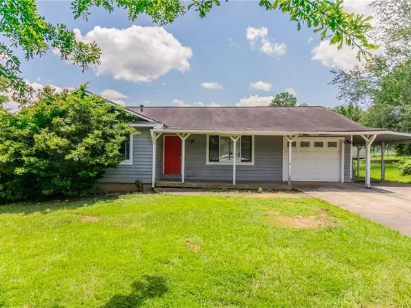 3217 Canterbury Trl, Rex, GA 30273