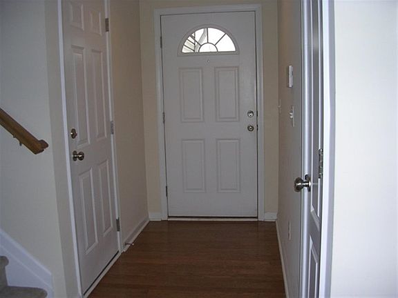 3rd image of 113 Dellwood Dr