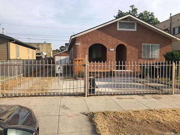 2nd image of 1046 W 60th Pl