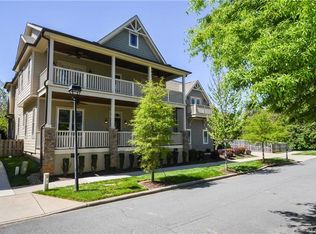 1547 Tippah Park Ct, Charlotte, NC 28205