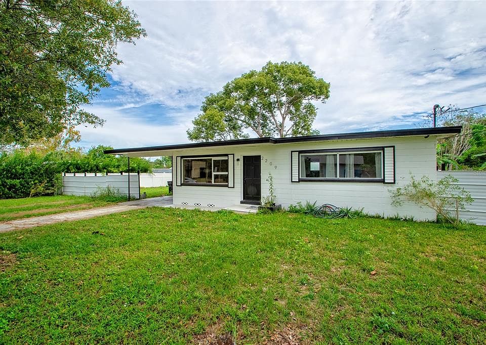 1st image of 2209 Murdock Blvd