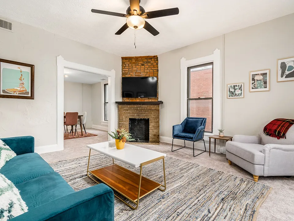 1350-1350 1/2 Dennison Ave #2